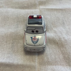 【カーズ】トミカ　C-39 ルイジ(救急車タイプ)の画像