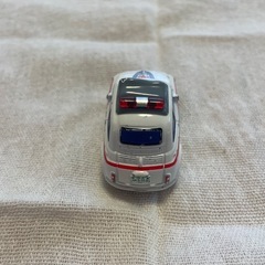【カーズ】トミカ　C-39 ルイジ(救急車タイプ)の画像