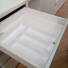 ★リユースのサカイつくば店★TK6670 NITORI 食器棚 ホワイト H200×D51×W90 クリーニング済みの画像