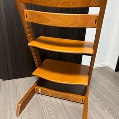 ストッケ　トリップトラップ　STOKKE TRIPP TRAPPの画像