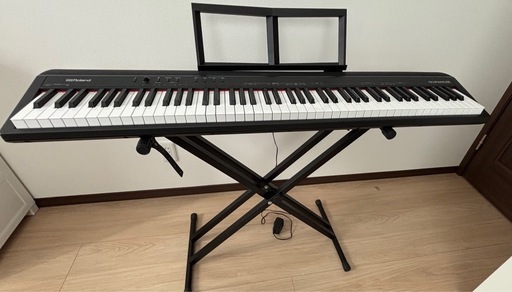 ローランド電子ピアノ　キーボード　88鍵