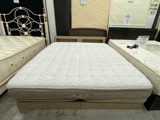 【愛品館 江戸川店 】 ロータイプ クイーンベッド NITORI（ニトリ）