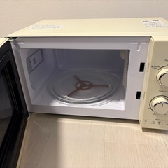 【2022年製】ユアサプライムス レトロ電子レンジ PRE-702B 説明書付き　ターンテーブル 横開き の画像