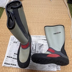 SHIMANO NEXUS 磯長靴
の画像