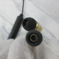 ( M-910 )Bluetooth ワイヤレスイヤホン MP-BM02 ブラック 黒 ゴールド 動作確認済みの画像