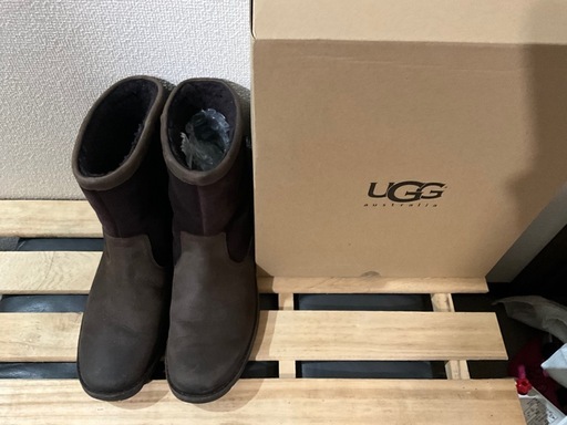 (お話し中)UGGメンズブーツ28cm