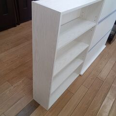 ★リユースのサカイつくば店★TK6674  CD・文庫本ラック ホワイト H89×D19×W60 クリーニング済みの画像