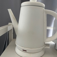 （受け渡し者決定品）電気ケトルの画像
