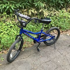 子供用自転車の画像