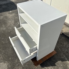 ★キャビネット付き収納棚★白★キッチンにリビングに使い方いろいろの画像