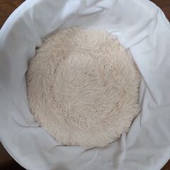 【新品】ペットベッド(マット・クッション付き)の画像