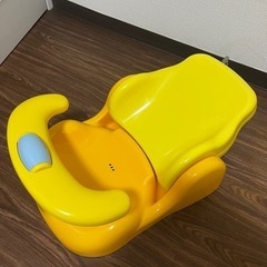 アップリカ　ベビーバスチェアの画像