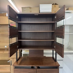 【超美品‼️】ニトリ 85cm幅ダイニングボード カップボード 食器棚 キッチン収納家具 木目調ダークブラウン♪の画像