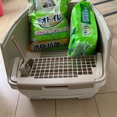 猫のトイレ、ベッドの画像