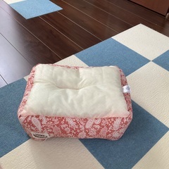 猫のトイレ、ベッドの画像