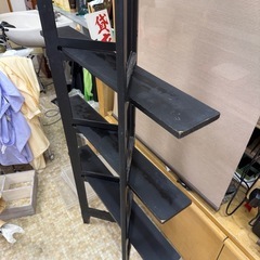 写真も飾れる？ディスプレイ棚の画像