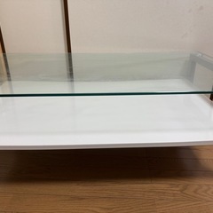 ガラステーブル(早めに取引したいです)の画像