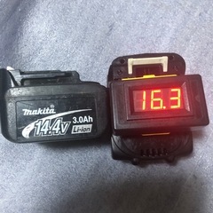 ③マキタ14vバッテリーBL1830、中古品２個の画像