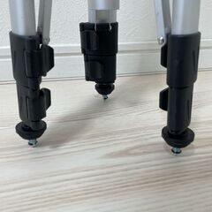 【ほぼ未使用品】エレベーター三脚 ロングタイプ 照射高範囲約70~175cm の画像