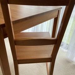 【IKEA/ヨックモック】ダイニングテーブル5点セット 椅子付きの画像