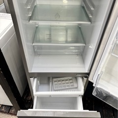 【中古・現状品】AQUA アクア　2ドアノンフロン冷凍冷蔵庫　2ドア　126L AQR-13J(S)　 2020年の画像