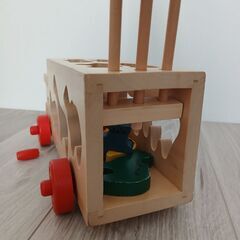 カップタワーとサファリバス（木製）の画像