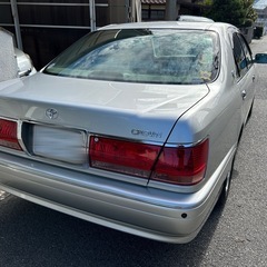 トヨタ175系クラウン3.0ロイヤルサルーンプレミアムの画像