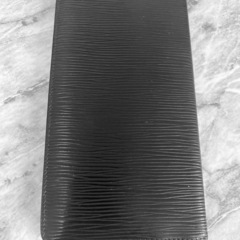 正規品　美品　LOUIS VUITTON ルイヴィトン　　エピ　札入れの画像