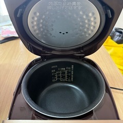 象印　マイコン炊飯ジャー　NL-BB05の画像
