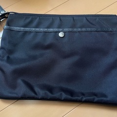 BLACK LABEL CRESTBRIDGE クラッチバッグの画像