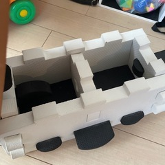 木馬？　乗り物　シーソーの画像