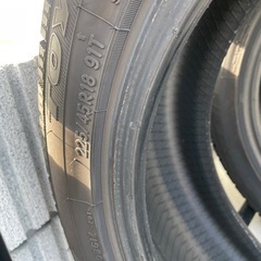【秋割】中古スタッドレスタイヤ4本セット　225/45R 18
の画像