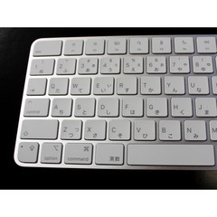 美品　Apple Magic Keyboard Bluetooth　コードレスキーボード　Lightning充電ケーブル付きの画像