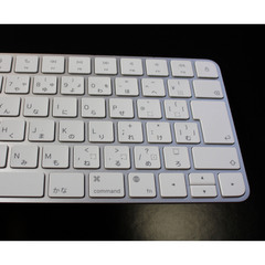 美品　Apple Magic Keyboard Bluetooth　コードレスキーボード　Lightning充電ケーブル付きの画像