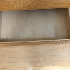 無印良品の木製デスクの画像