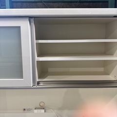 食器棚の画像