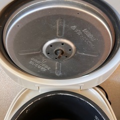 炊飯器の画像