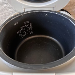 炊飯器の画像