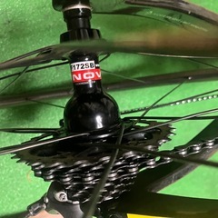zipp 303 カーボンホイールの画像