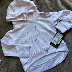 NIKE 子供服　2T(90)サイズ　セットアップ　新品タグ付きの画像