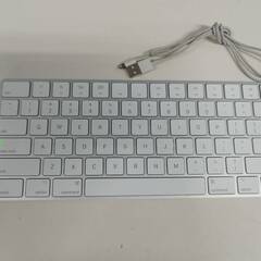 Apple Magic Keyboard テンキー付きキーボード/US配列/A1843の画像