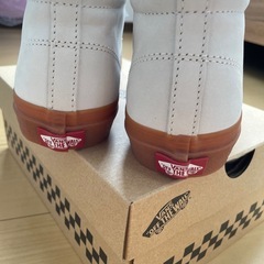 VANS V49CF NB CHUKKA ホワイト/ガム 6の画像