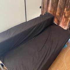無料ソファー、ソファーベットあげますの画像