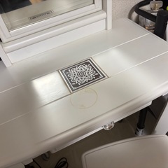 可愛いドレッサー、化粧台の画像