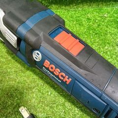 ボッシュ GMF40-30 マルチツール コード式【市川行徳店】【店頭取引限定】【中古】管理番号：IT67VSG71RB2の画像