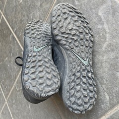 【子供用トレーニングシューズ】21.5cm NIKE ファントム GX 2 アカデミー TF ブラックの画像