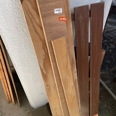 無料✨️木材ベニヤの画像