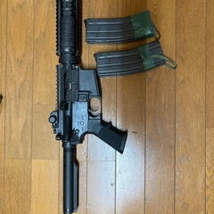 東京マルイm4 mws 弾倉2本　箱説明書附属品なし　動作確認済み　バレル首周りガタツキあり　キヅアリ中古品　エアガンガスガンの画像