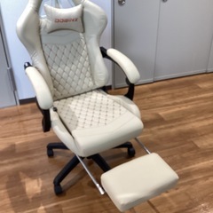 ゲーミングチェアオットマン付き【町田市再生家具】251856の画像