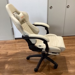 ゲーミングチェアオットマン付き【町田市再生家具】251856の画像